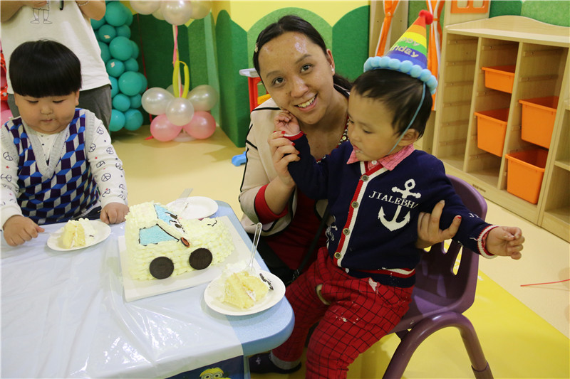 BBunion国际早教邯郸中心活动花絮:童童生日会 BBunion国际早教邯郸中心活动花絮:童童生日会