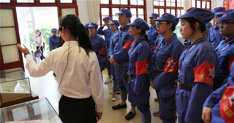 在古田会议光芒照耀下BBunion人继续前进